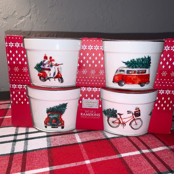 🎄Holiday VW Bus Bug Bike Scooter Ramekins - Picture 1 of 3